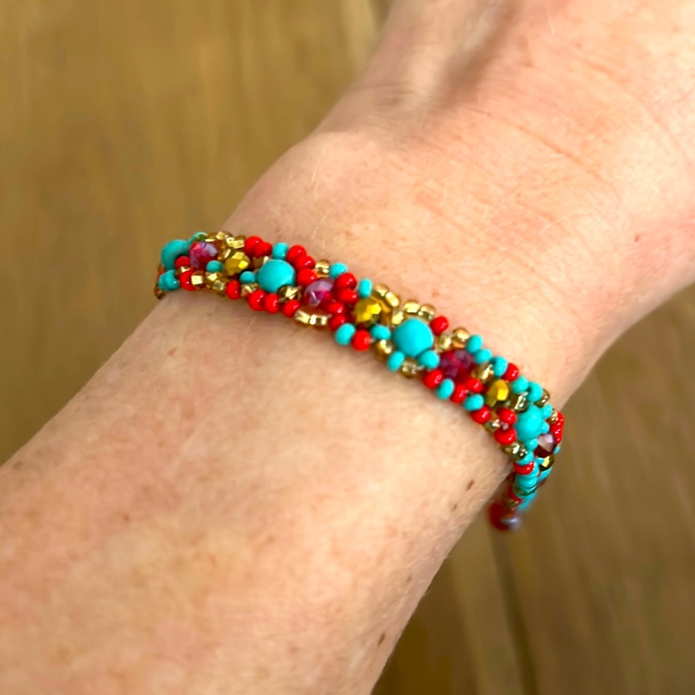 Beaded bracelet teal and red and gold